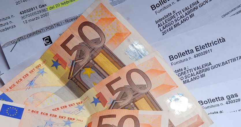 Nuova stangata in bolletta: elettricità +9,9% gas +15.3%. E le rinnovabili?